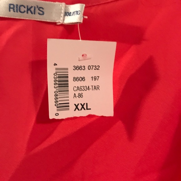 Ladies Sleeveless Blouse - Picture 2 of 2